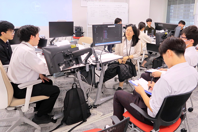 会社見学の様子